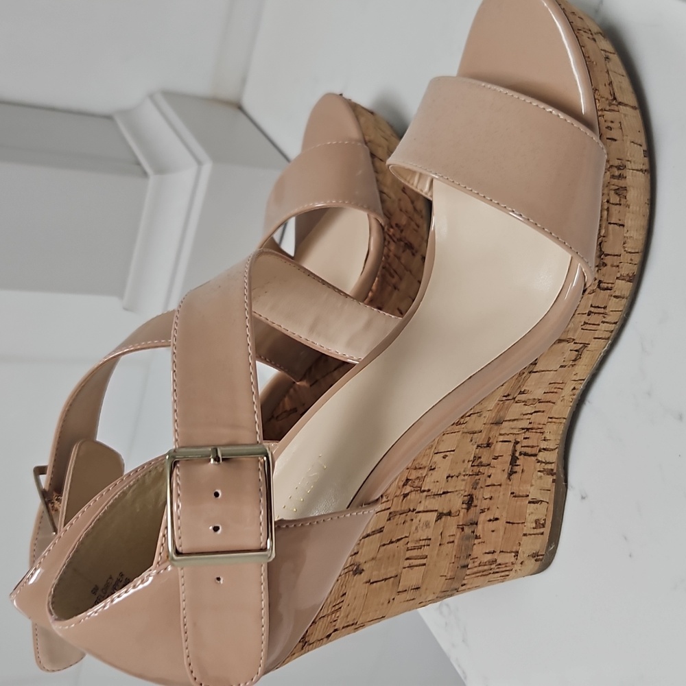 Nine West Nude Patent Leather Cork Wedges Ladies 9